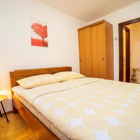 אומאג Apartment Nives מראה חיצוני תמונה