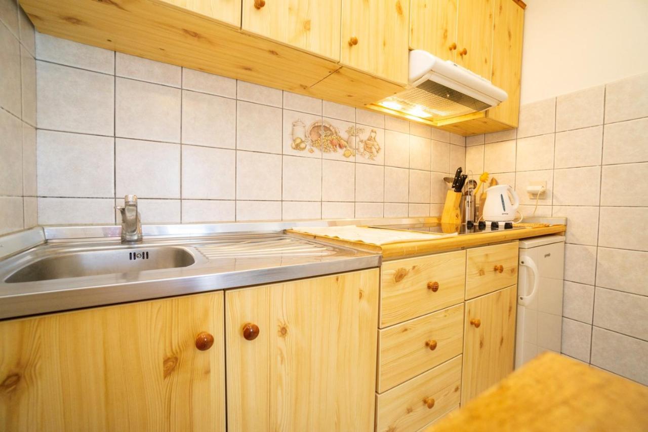 אומאג Apartment Nives מראה חיצוני תמונה